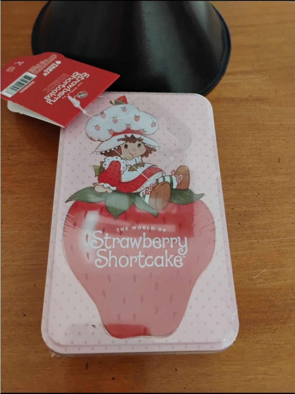 🍓🍰 VTG Style Strawberry Shortcake LipBalm Set In Collectible Tin 🍰🍓 - Picture 3 of 3